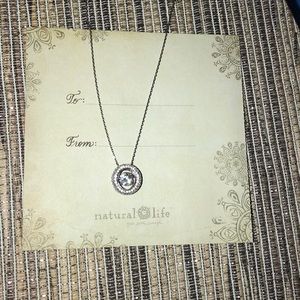 Rotating diamond necklace